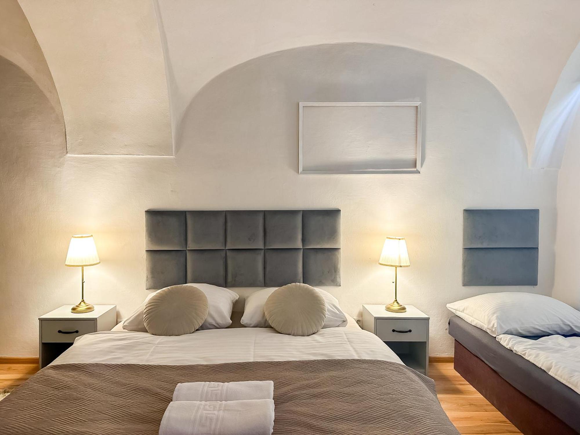 באנסקה ביסטריצה Old Town Apt. A/C And Parking מראה חיצוני תמונה